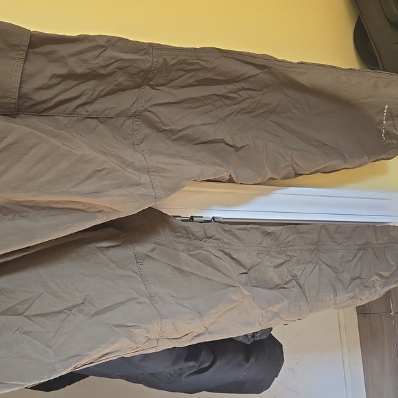 Columbia Silver Ridge Cargo Pant 42×32 NWT - Picture 6 of 6